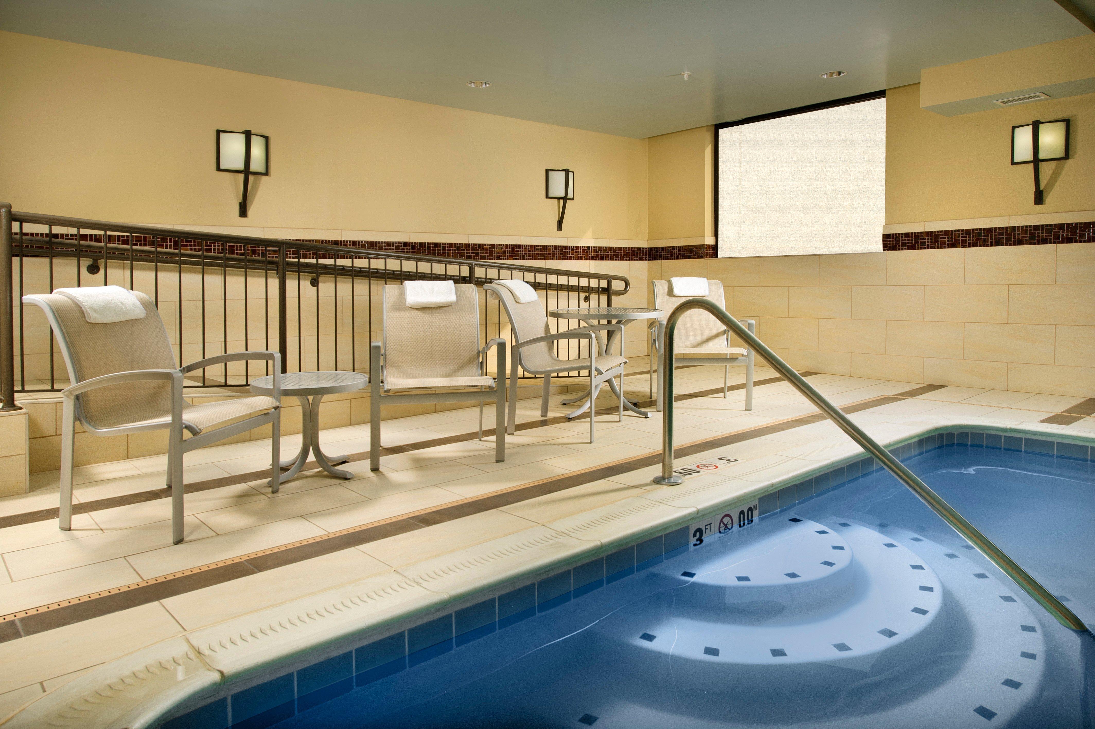 Holiday Inn Express - Waldorf By Ihg Экстерьер фото