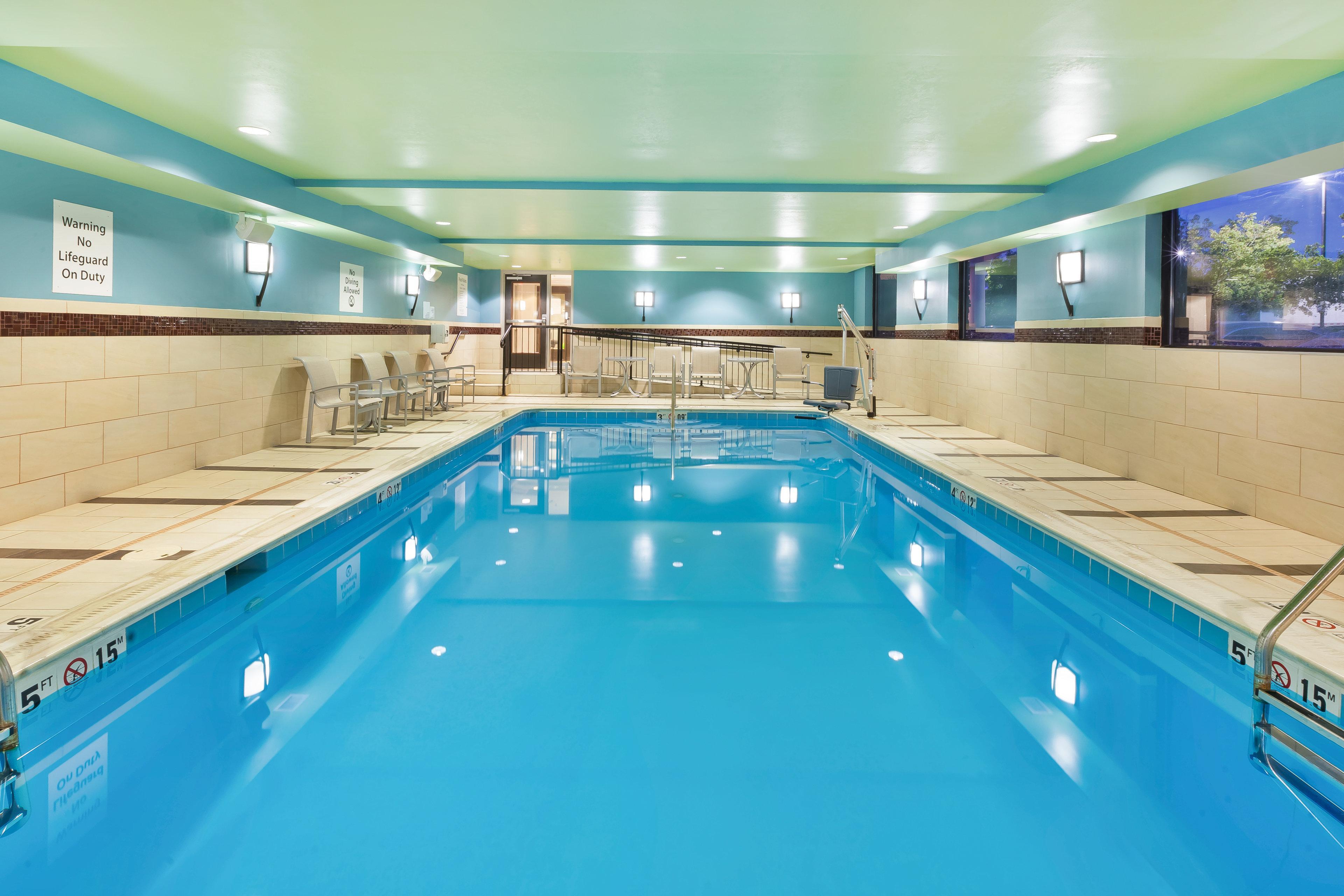 Holiday Inn Express - Waldorf By Ihg Экстерьер фото